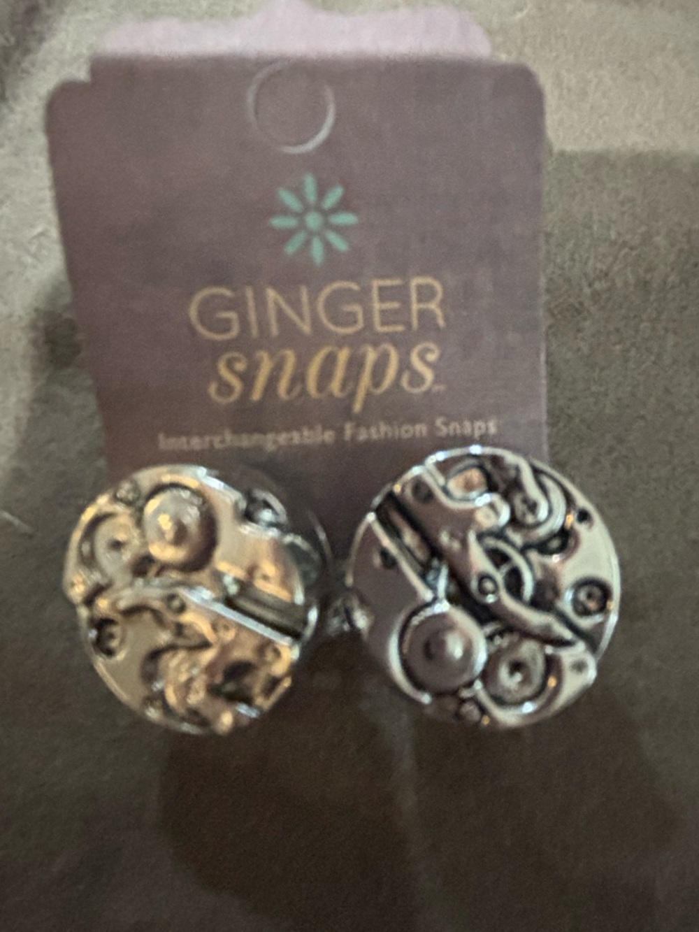 Ginger Snaps Interchangeable Fashion Snaps Earrings - Silver Tones clockworks